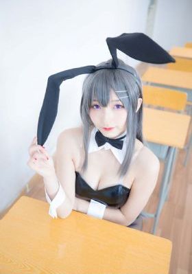 老师怎么会出现在这